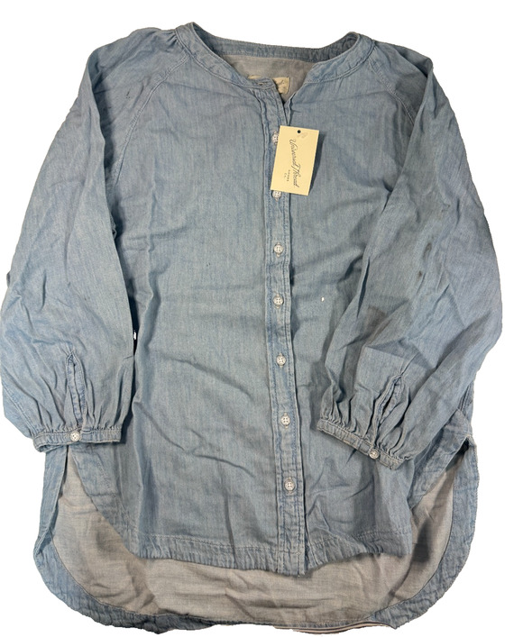 Universal Thread Tops - Universal Thread Women's Poet Button Down Denim Shirt Light Wash Size S NWT